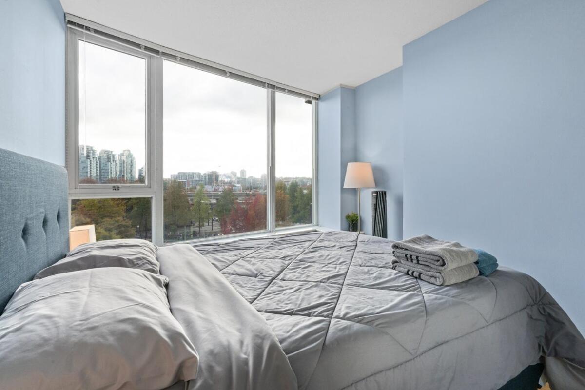 Apartment Spacious 1br&office Views Freeparking Amenities *