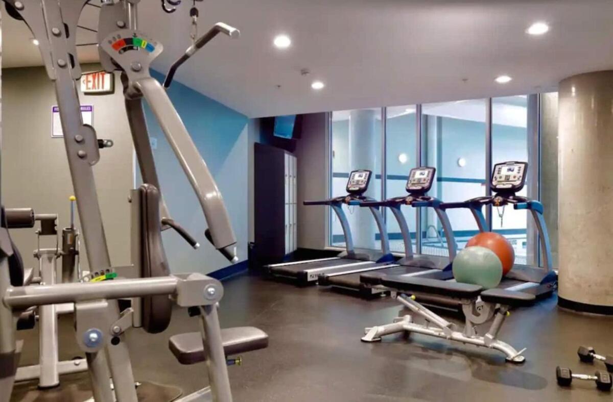 Spacious 1br&office Views Freeparking Amenities *